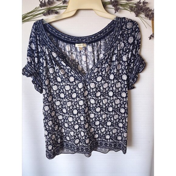 Max Studio Navy White Floral Boho Blouse – Smocked Peasant Top Size S - Picture 1 of 10